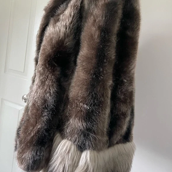 vintage fur shaw - Picture 6 of 6
